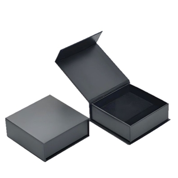 Magnetic flip cover box